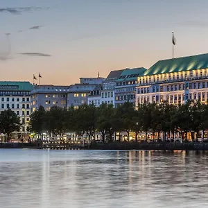 Fairmont Vier Jahreszeiten, Des Jahres 2023 & 2024- 101 Besten Hotel