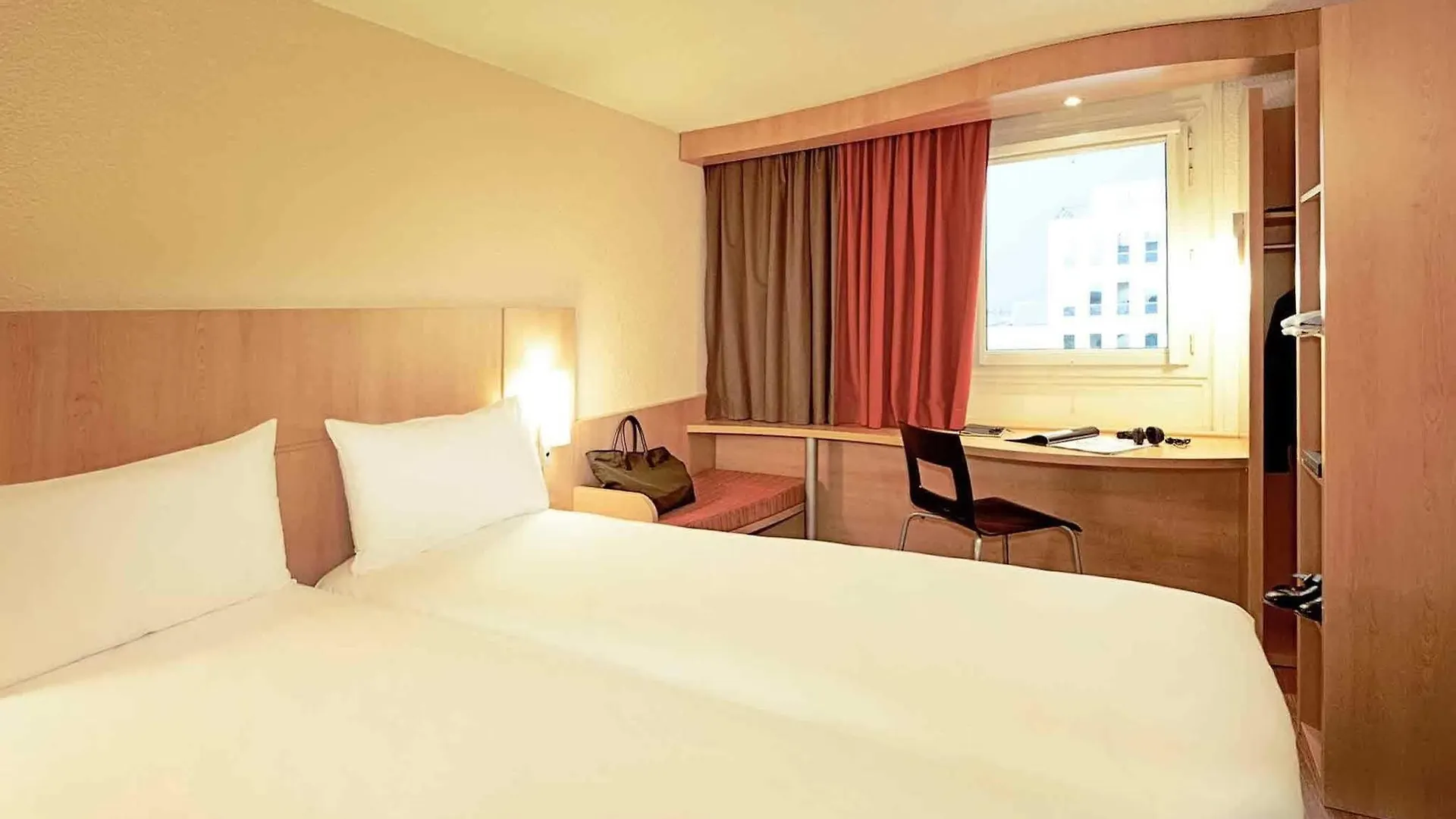 Ibis Hotel Hamburg Alster Centrum